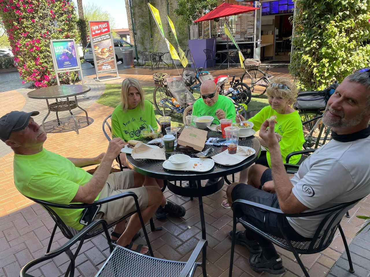 82CE9C60-A56B-43F6-BB30-5D908EFB1520